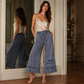 Trending Now⭐💃 Retro-Inspired Wide-Leg Jeans with Frayed Details – Versatile Light & Dark Blue Pairing