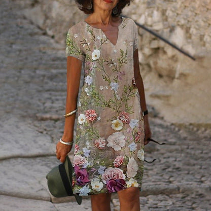 Trending Now⭐👗 Bold Print Loose Dress with Stunning Neckline – Breezy & Versatile for Day or Evening ✨