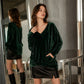 ☀️👚Seasonal Style - V-Neck Velvet Blouse with Long Sleeves – Cozy Warmth & Sophisticated Shine for Cooler Days